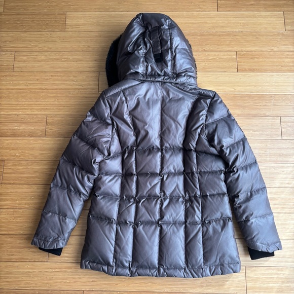Y2K puffer jacket with faux fur hood - Picture 4 of 10